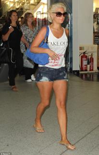 Tulisa feet photo thumbnail