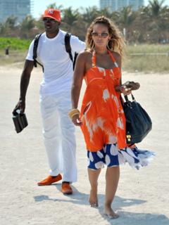 Evelyn Lozada feet photo thumbnail