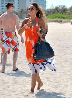 Evelyn Lozada feet photo thumbnail