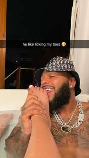 Queen Naija feet photo thumbnail