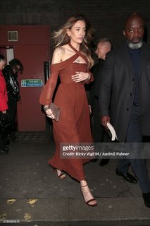 Paris Jackson feet photo thumbnail
