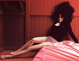 Mi Yang feet photo thumbnail