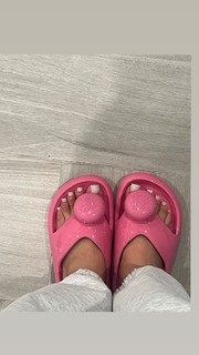 Cardi B feet photo thumbnail