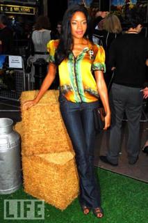 Naomie Harris feet photo thumbnail