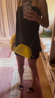 Jordana Brewster feet photo thumbnail