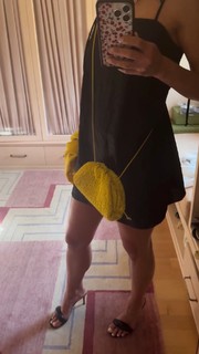 Jordana Brewster feet photo thumbnail