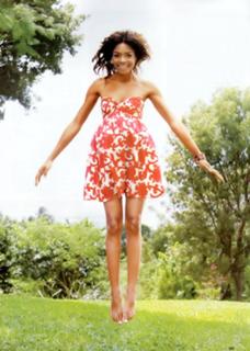 Naomie Harris feet photo thumbnail