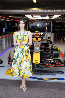 Alexandra Daddario feet photo thumbnail