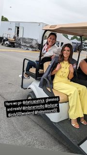 Danica Patrick feet photo thumbnail