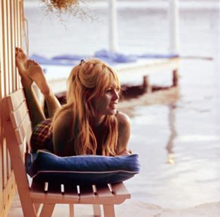 Brigitte Bardot feet photo thumbnail