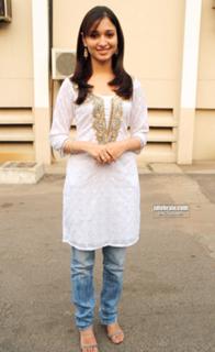 Tamannaah Bhatia feet photo thumbnail