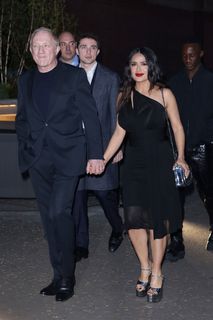 Salma Hayek feet photo thumbnail