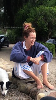 Riley Keough feet photo thumbnail