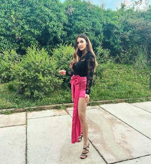 Melita Toniolo feet photo thumbnail