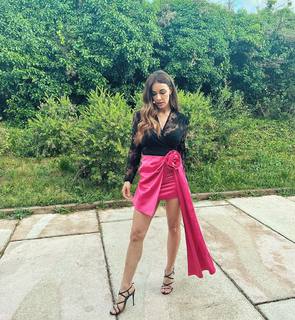 Melita Toniolo feet photo thumbnail