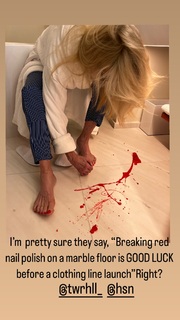 Christie Brinkley feet photo thumbnail