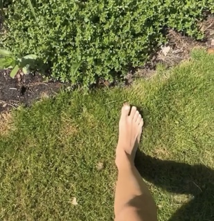 Marta Wierzbicka feet photo thumbnail