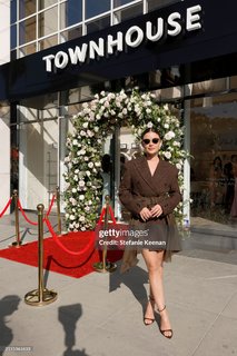 Lucy Hale feet photo thumbnail