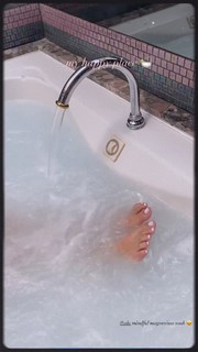 Madison Reed feet photo thumbnail