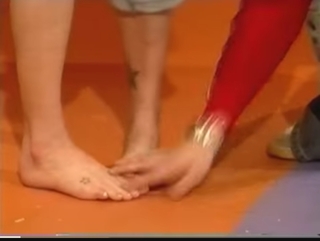 Fearne Cotton feet photo thumbnail