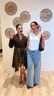 Lucy Hale feet photo thumbnail