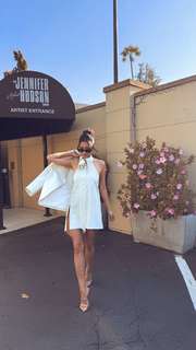 Shay Mitchell feet photo thumbnail