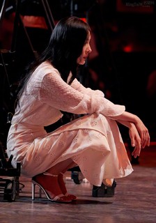 Mi Yang feet photo thumbnail