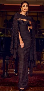 Pooja Hegde feet photo thumbnail