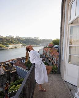 Margarida Corceiro feet photo thumbnail