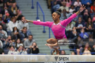 Simone Biles feet photo thumbnail