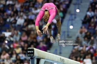 Simone Biles feet photo thumbnail