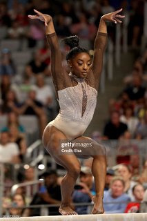 Simone Biles feet photo thumbnail