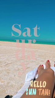 Haifa Wehbe feet photo thumbnail