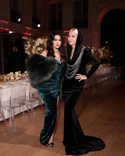 Haifa Wehbe feet photo thumbnail