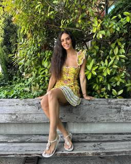 Cristina Pedroche feet photo thumbnail