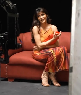 Jacqueline Fernandez feet photo thumbnail