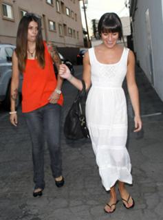 Lea Michele feet photo thumbnail