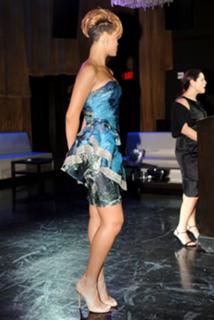 Rihanna feet photo thumbnail