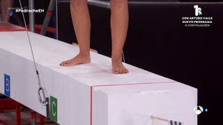 Cristina Pedroche feet photo thumbnail
