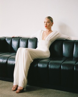 Elsa Hosk feet photo thumbnail