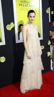 Emma Watson feet photo thumbnail