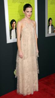 Emma Watson feet photo thumbnail