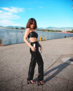 Maren Morris feet photo thumbnail