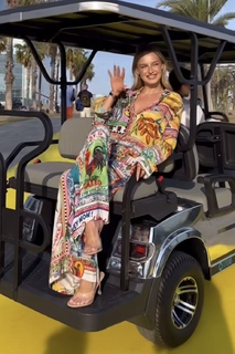 Karolina Pisarek feet photo thumbnail