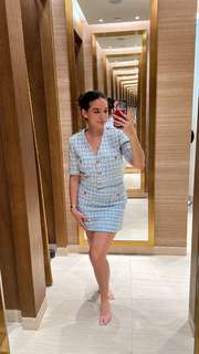 Natalie Noel Mariduena feet photo thumbnail