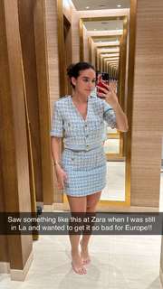 Natalie Noel Mariduena feet photo thumbnail
