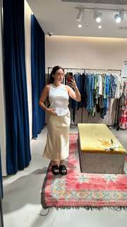 Natalie Noel Mariduena feet photo thumbnail