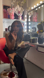 Caterina Balivo feet photo thumbnail