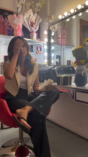 Caterina Balivo feet photo thumbnail