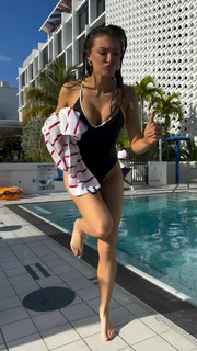 Rachel Pizzolato feet photo thumbnail